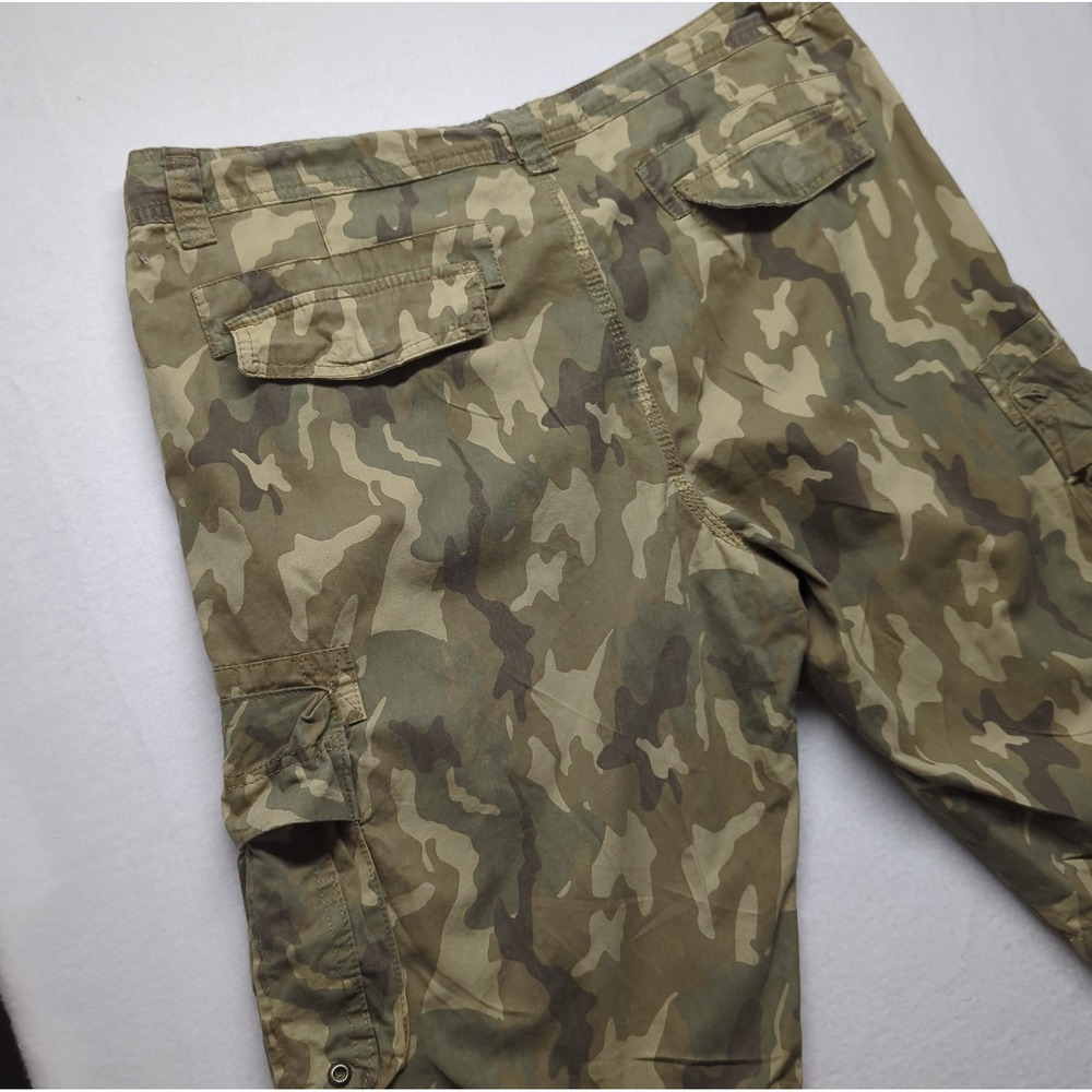 RawX Camouflage Cargo Shorts Men's Size 36 Green Beige Tan Pockets